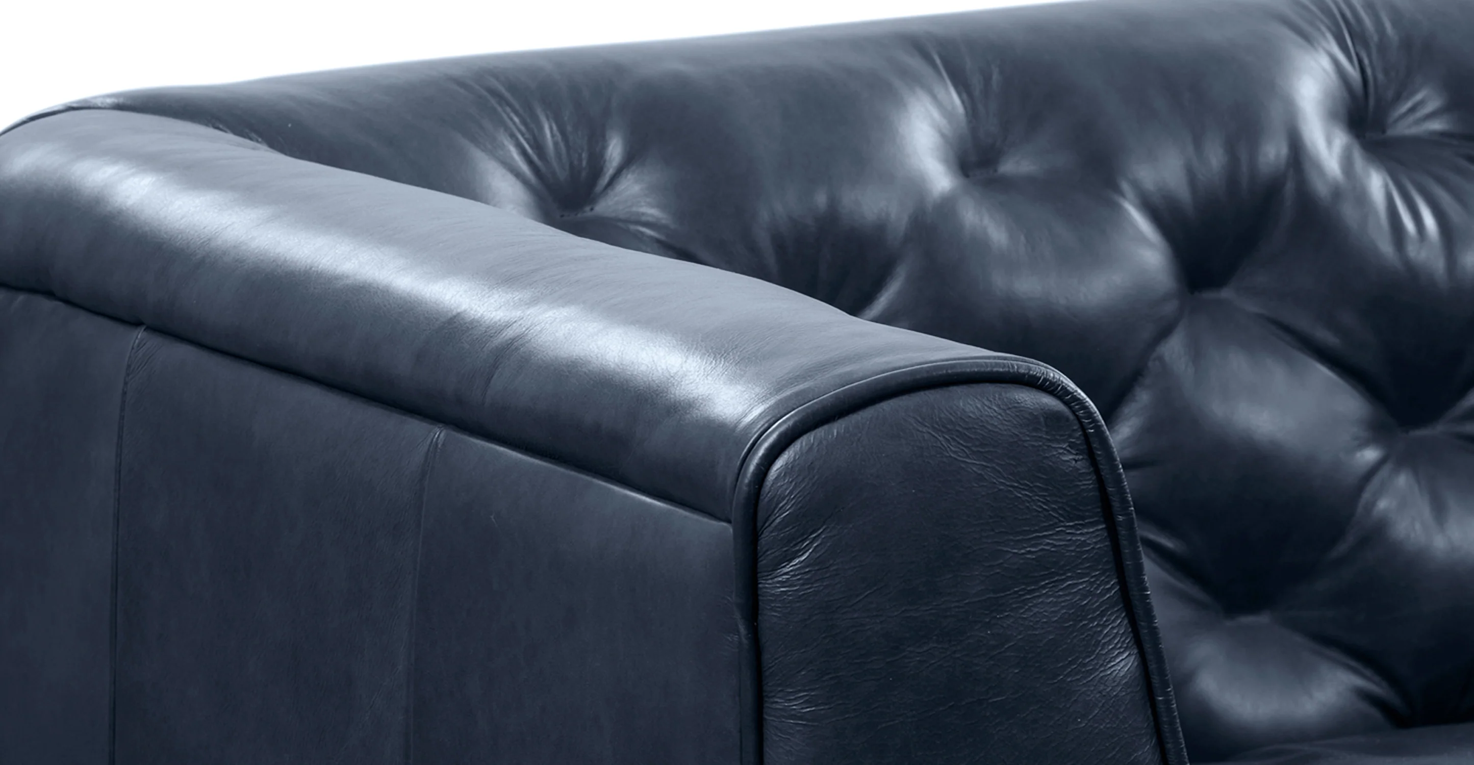 Essex Sofa - Image 47
