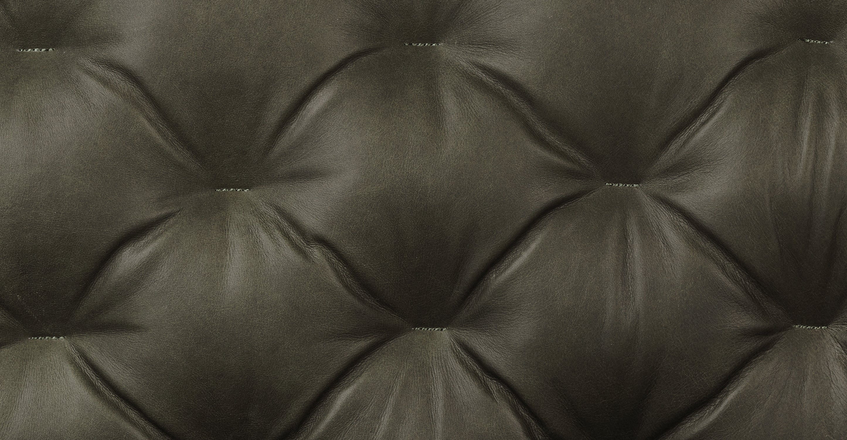 Essex Sofa - Image 78